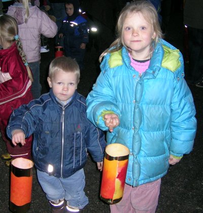 Mads og Frederikke til lygtefest